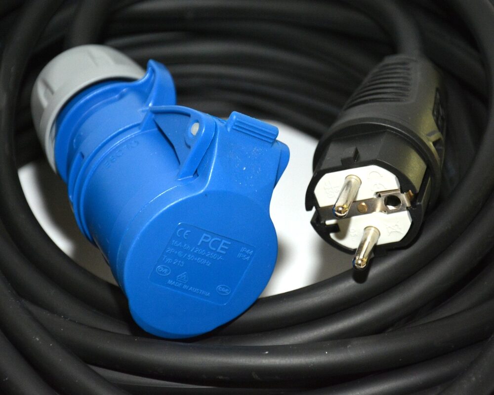 Adaptateur camping-car H05RR-F 3×1,5mm² 1m