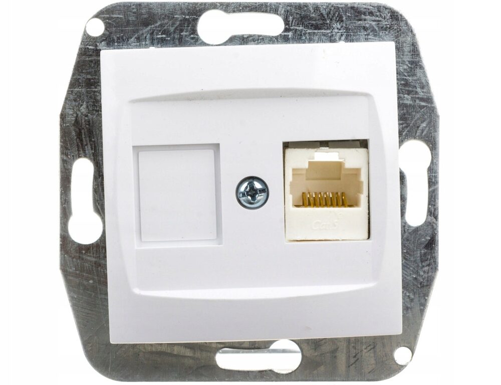 Prise Internet murale Elektro-Plast Nasielsk blanc 1748-10