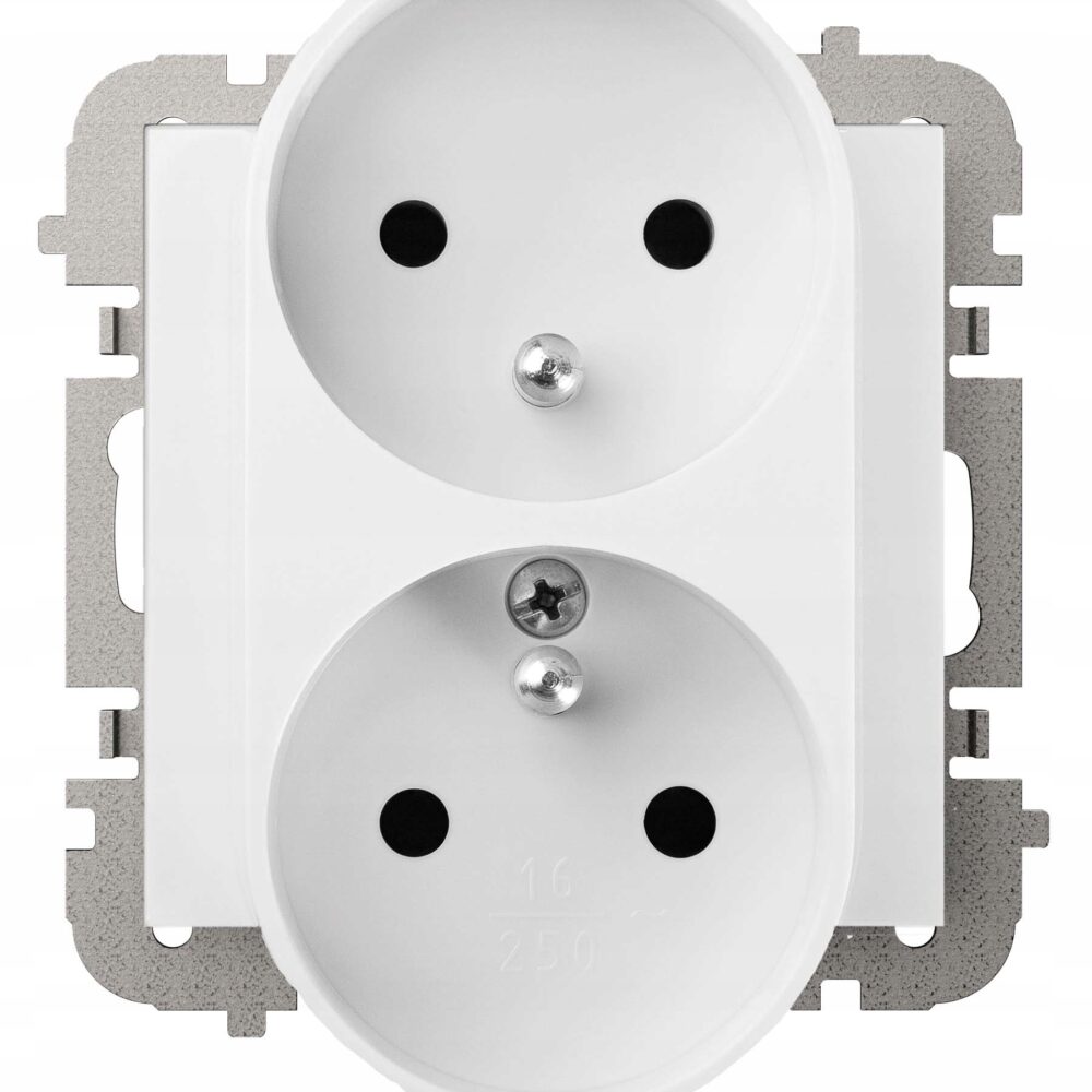 Prise modulaire Vestra 2x2P+Z sans cadre encastrée blanche 3843-10